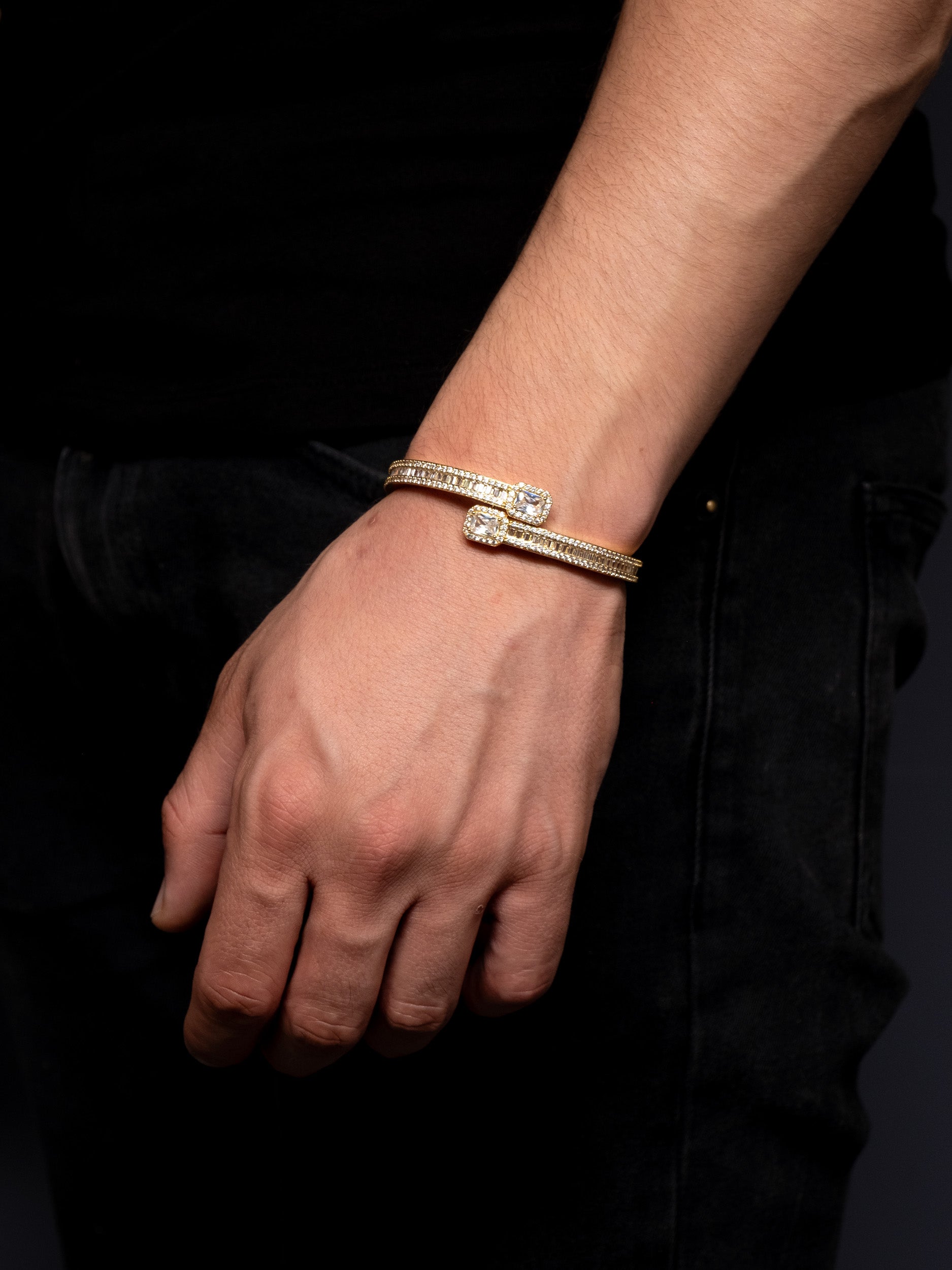 Pulsera Dagger Clip - Oro