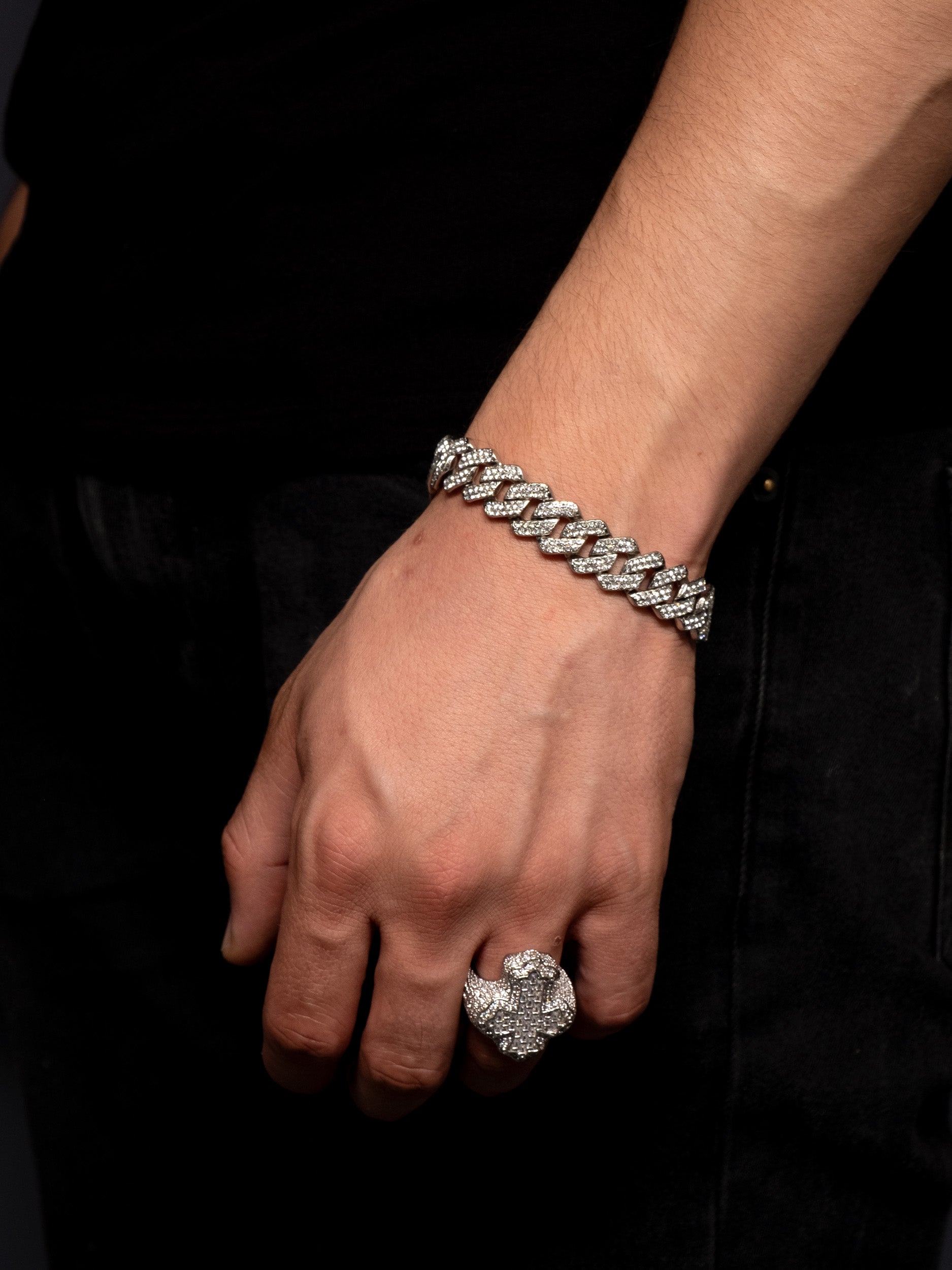 Pulsera Cubana Prong Z 13,5MM - Oro Blanco