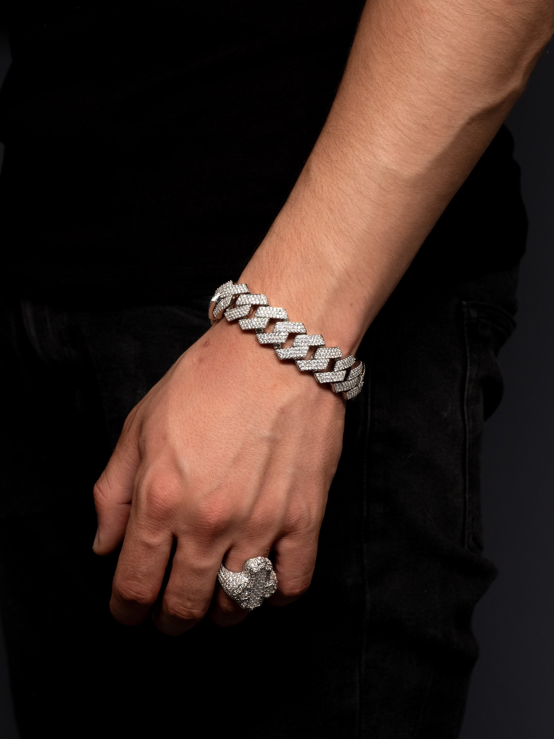 Pulsera Cubana Prong 20MM - Oro Blanco