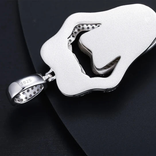 Dripping Money de Plata 925 con Moisantita VVS brillante en la oscuridad