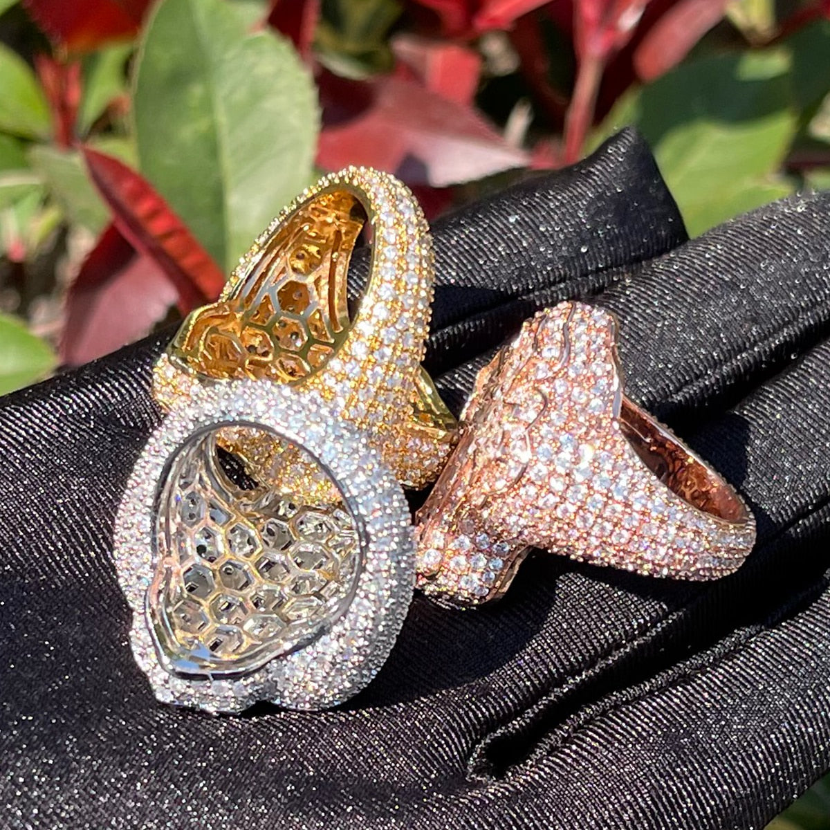 Anillo Cruz Prong Baguette 24K