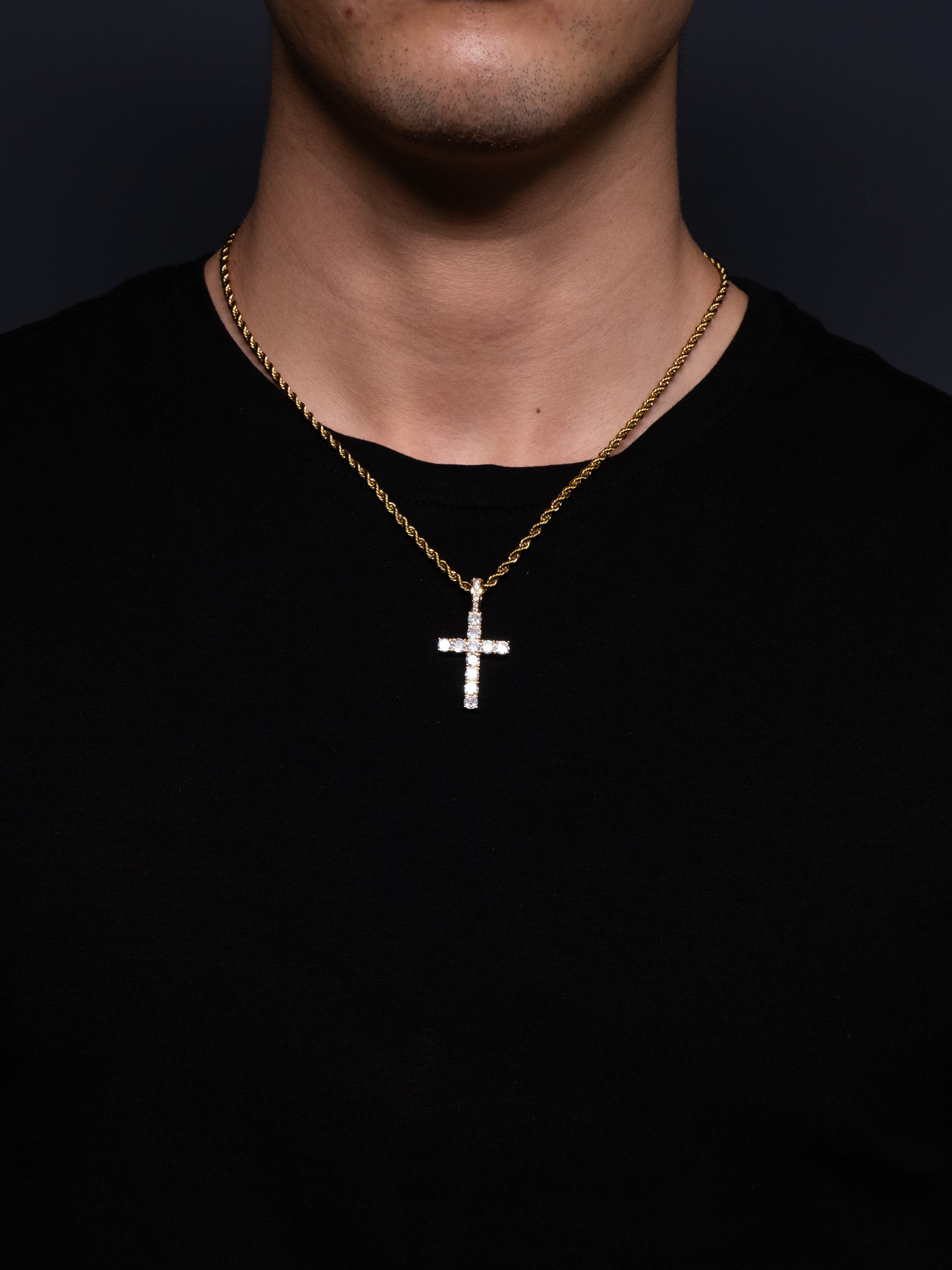 colgante-cruz-oro-hombre