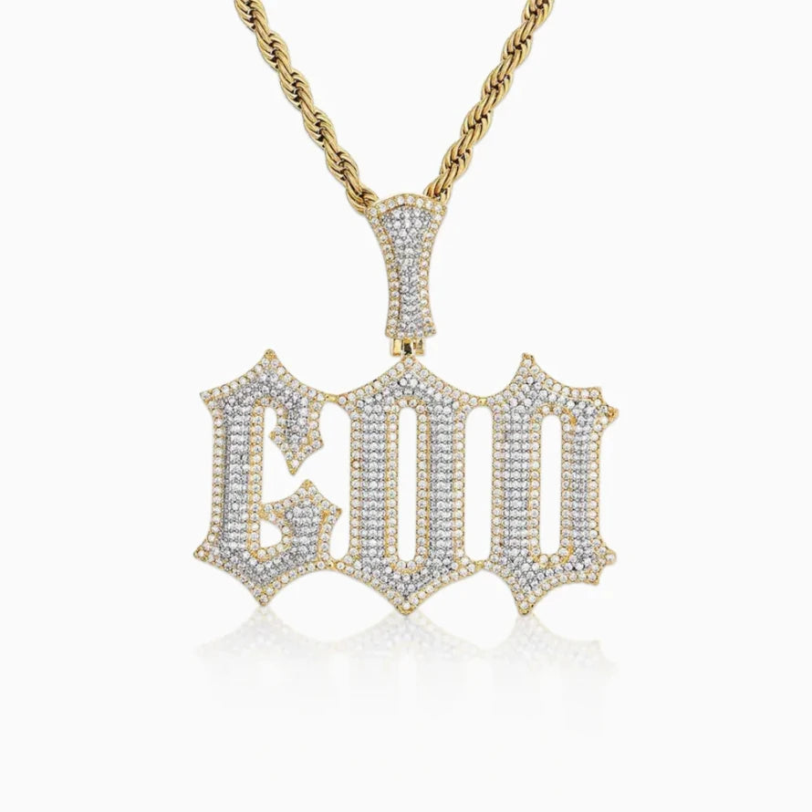 Colgante personalizado con nombre en oro y piedras brillantes estilo iced out
