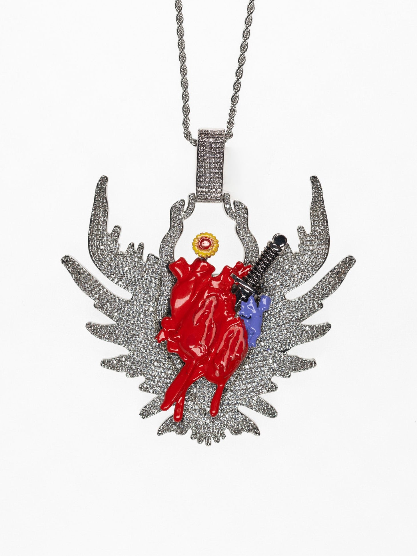 Colgante ROMPECORAZONES de ANUEL en oro blanco y diamantes barato para hombre estilo iced out VVS, de Street Chains y también lo tiene Ice Baby. Cadena incluída de alta calidad.