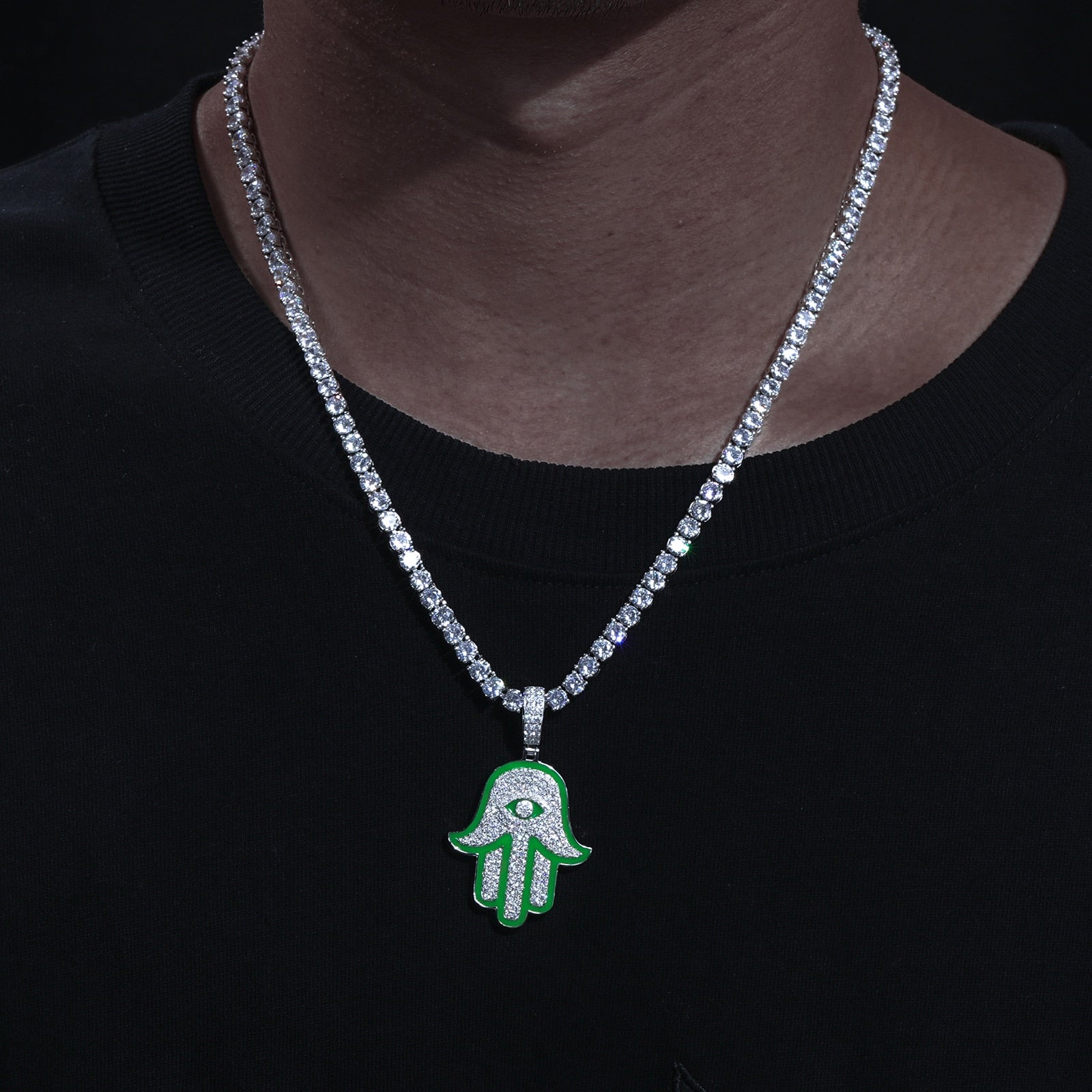 Hand of Fatima in 925 Silver with Moisantite VVS glowing in the dark