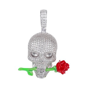 Skull with Rose in 925 Silver with VVS Moisantite glowing in the dark