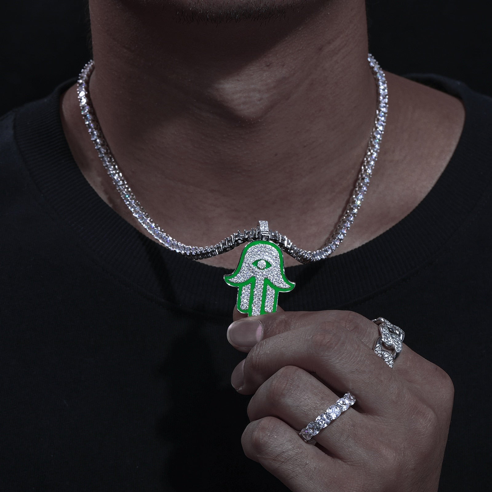 Hand of Fatima in 925 Silver with Moisantite VVS glowing in the dark