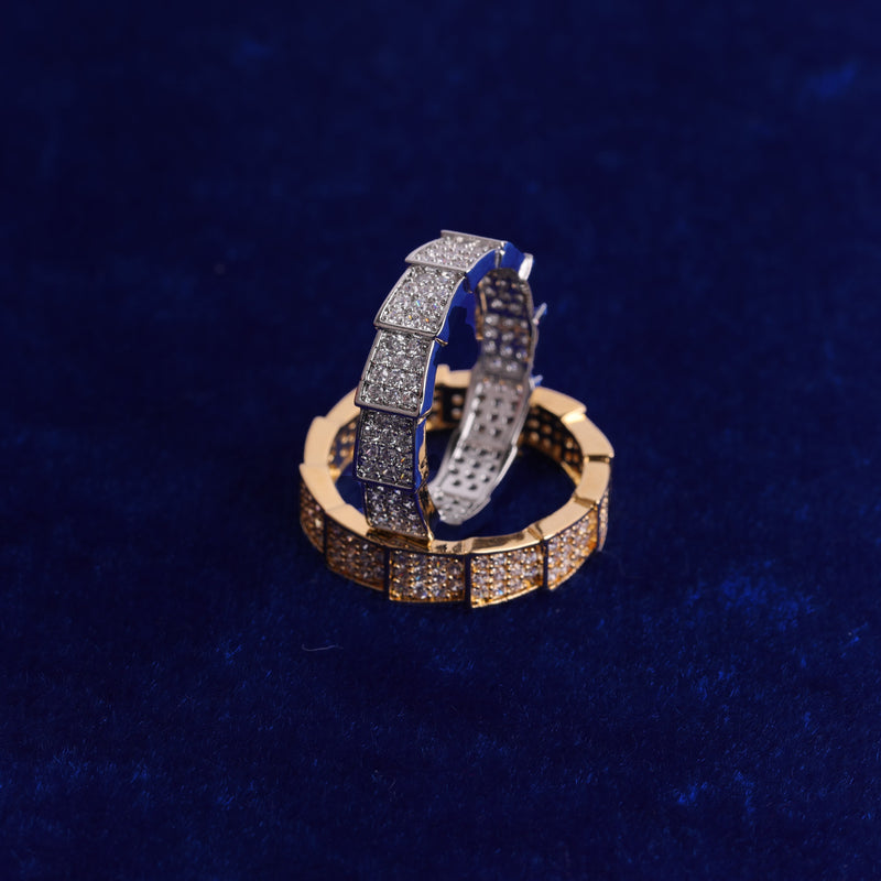 Anillo "Capas Prong" Premium 24K