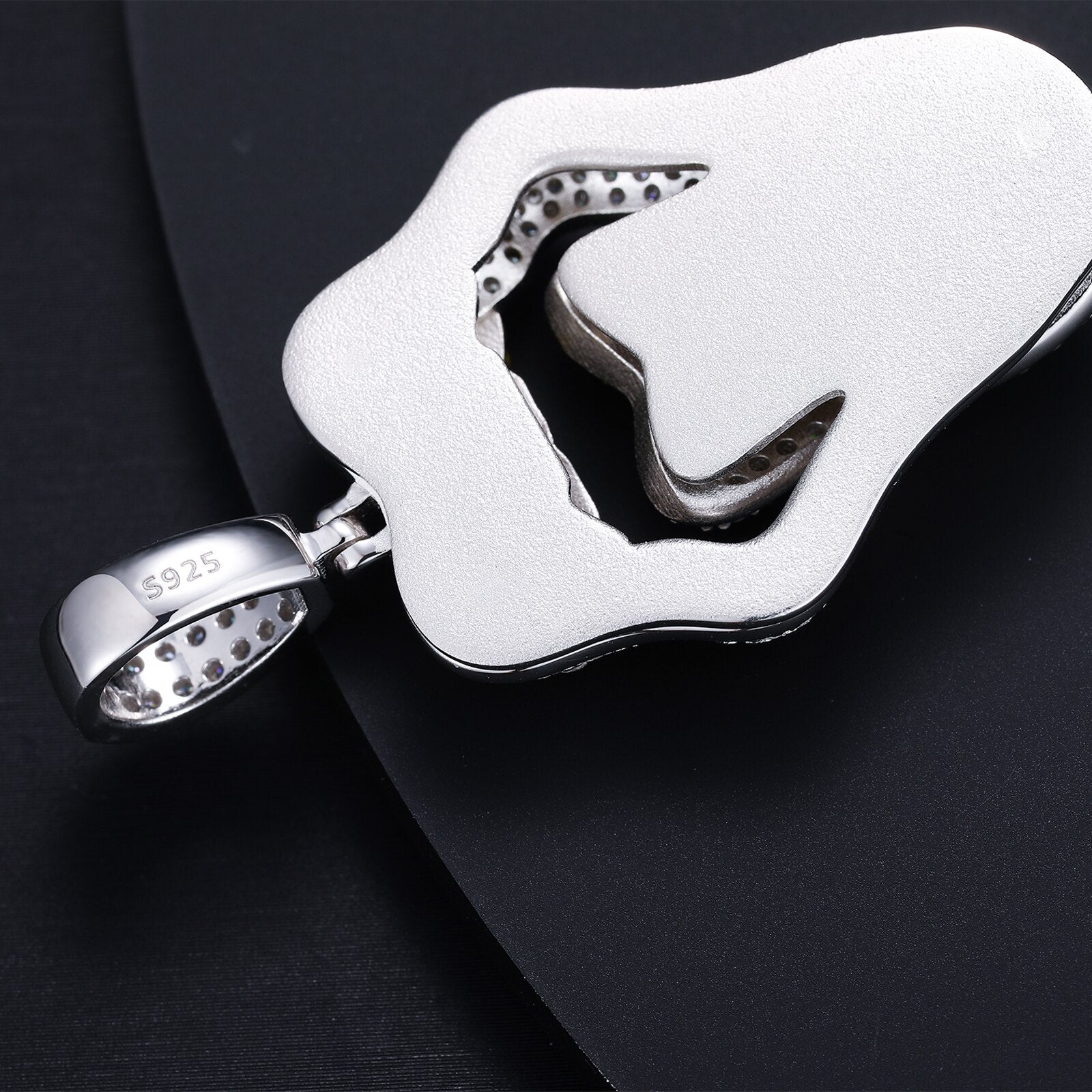 925 Silver Dripping Money with VVS Moisantite glowing in the dark