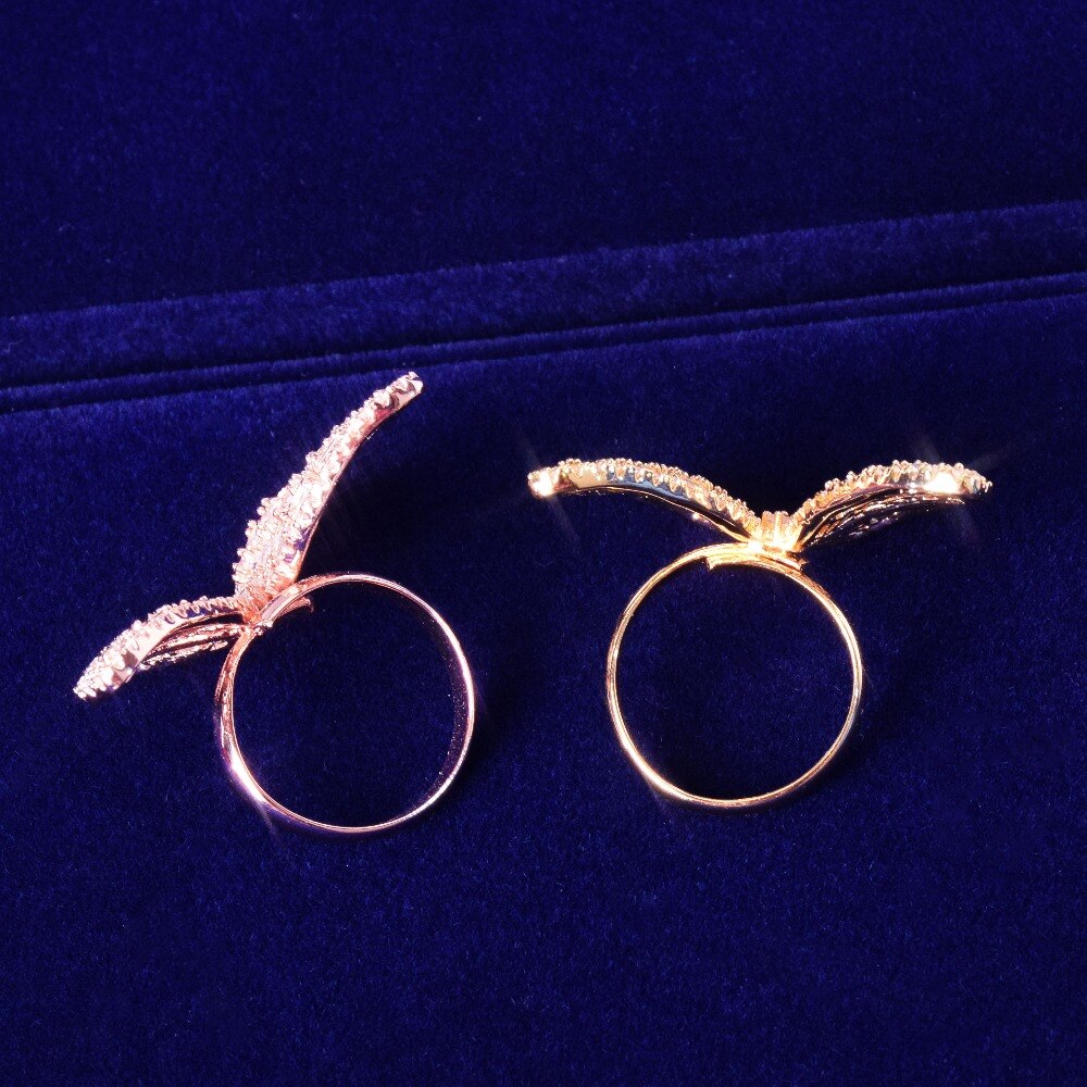 18K Resizable Baguette Butterfly Ring